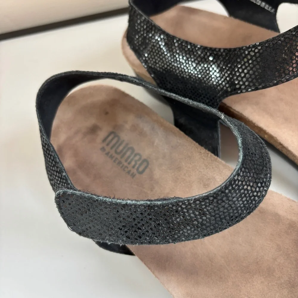 Munro Pisces Boho Black Snakeskin Mini Platform Walking Wedge Strappy Sandal 10N
